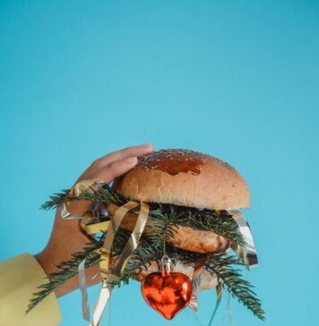 Bob’s Burgers Holiday Short ‘On the Fort Day of Christmas’ Unveiled: A Festive Animated Treat for Fans Alt text image for Bob's Burgers Holiday Short