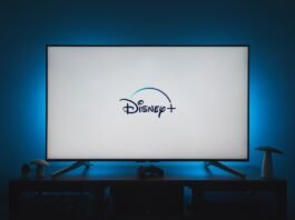 Disney+ Unveils ‘Yellow Mirror’: The Simpsons’ Dark Tech Anthology Explores AI and Reality Alt text image for Simpsons Yellow Mirror