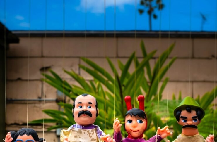 Alt text image for Aardman Puppets Auction