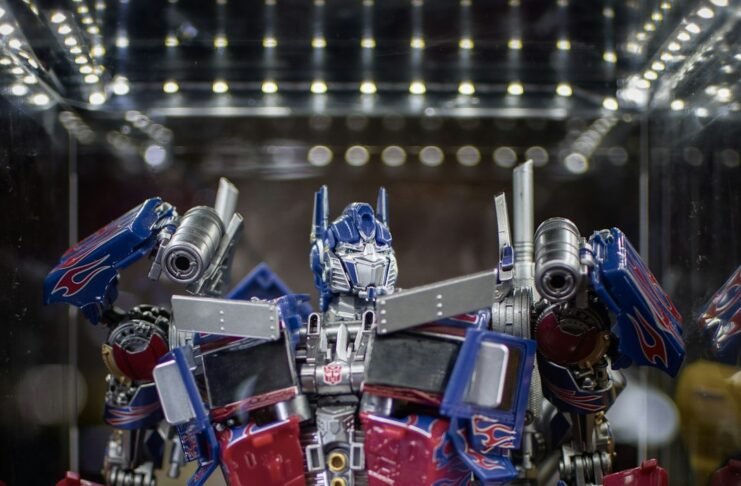 Alt text image for Optimus Prime Awakening